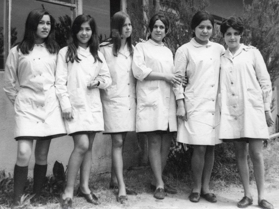 Alumnas de la Escuela Normal N° 2 de Santiago.