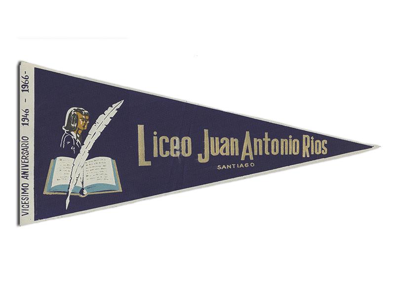 Banderín del Liceo Juan Antonio Ríos Banderín del Liceo Juan Antonio Ríos